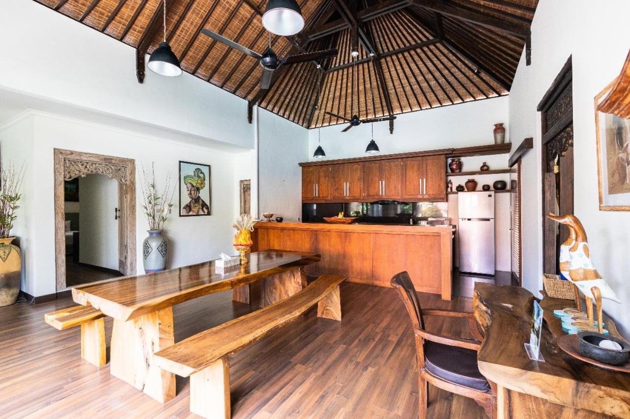 Villa Nesanur - Comfortable & Spacious Beachside Sanur Extérieur photo