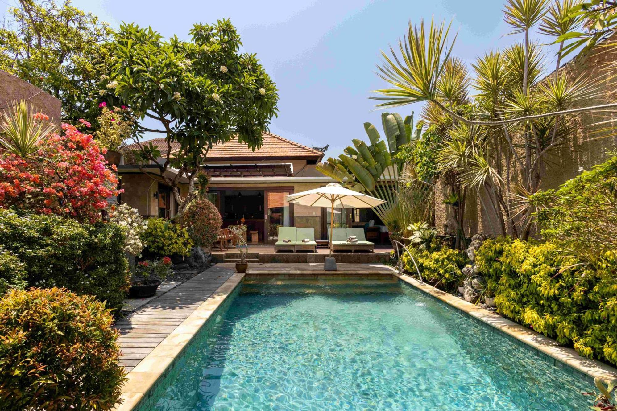 Villa Nesanur - Comfortable & Spacious Beachside Sanur Extérieur photo